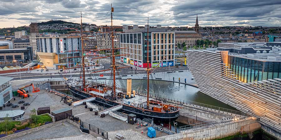 Exploring Dundee