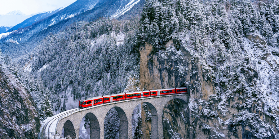 Riding the Glacier Express in First Class to Graubünden with lunch