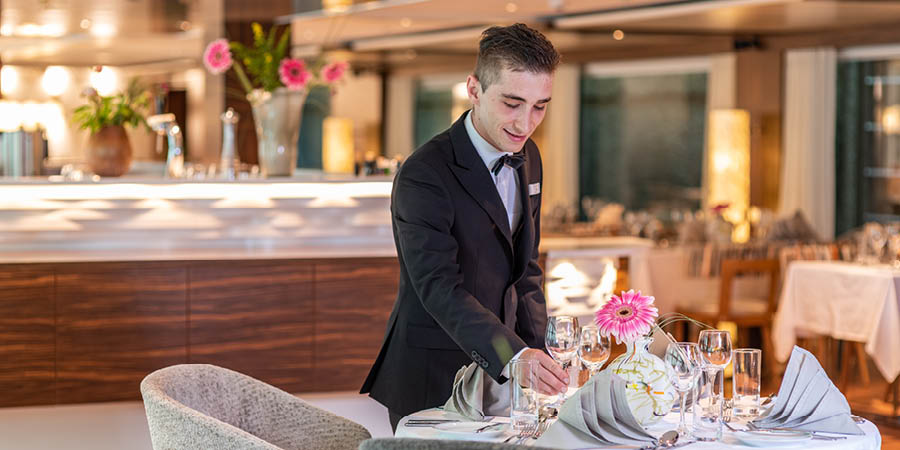 Attentive Service